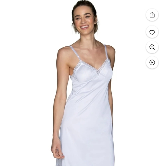 Vanity Fair Other - Vanity Fair White Lace Chemise